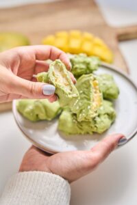 Mango-Bites in Schokolade